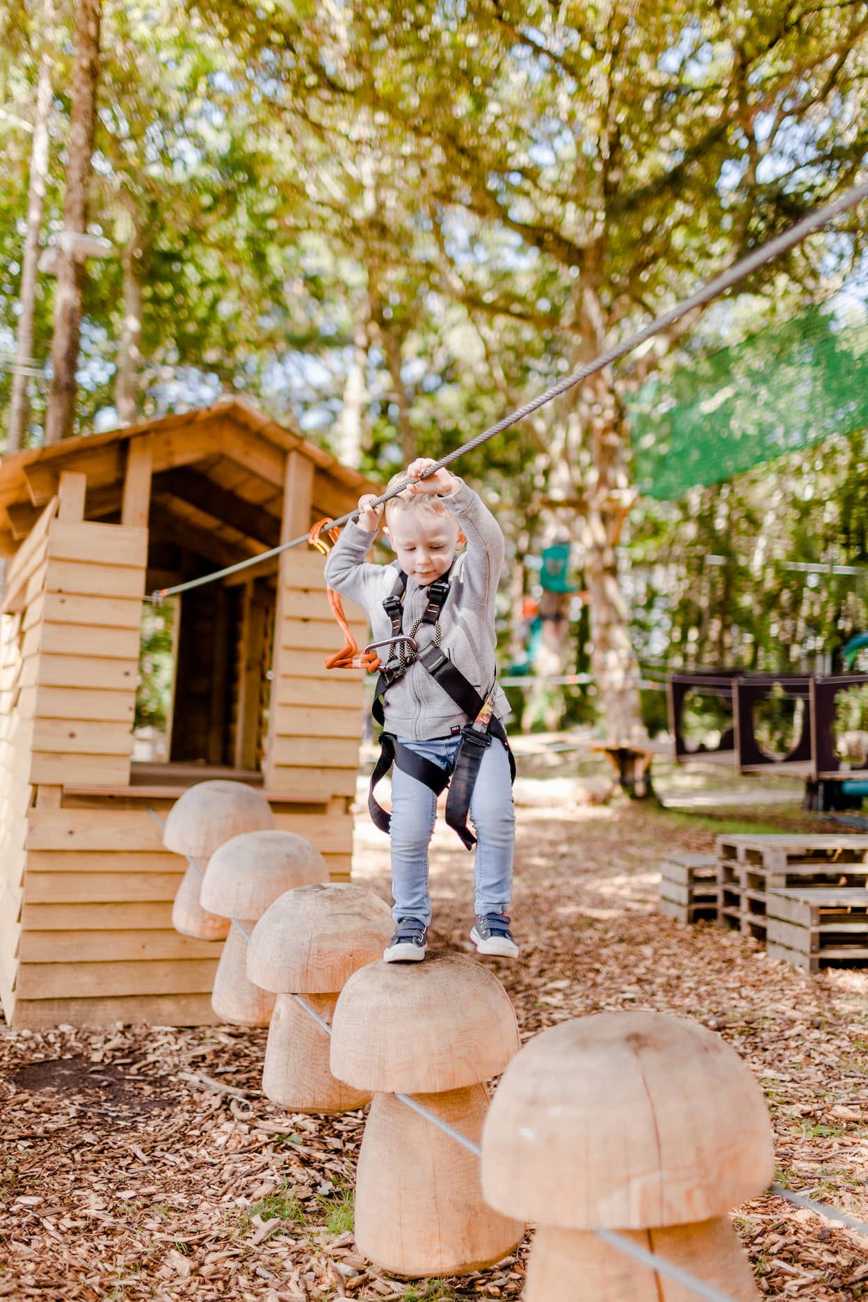 parcours-accrobranche-enfant-2-ans-experia-park-benodet-quimper