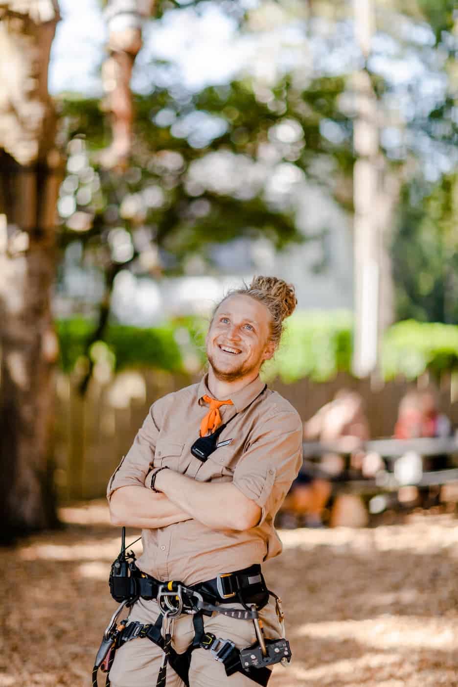 experia-park-recrutement-accueil-accrobranche-emplois-saisonniers-etudiants-bretagne-5